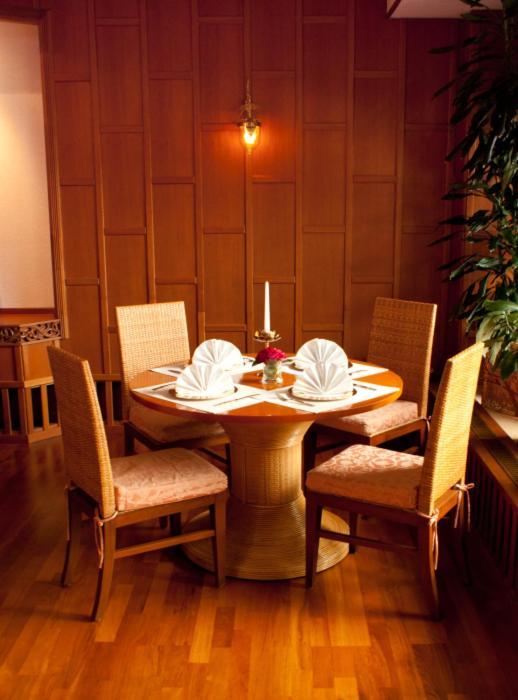 Hotel Pfauen Умкирх Экстерьер фото
